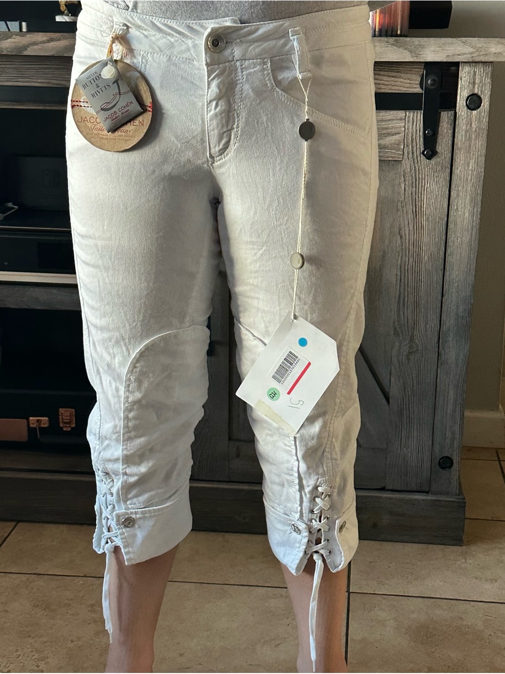 Jacob Cohen White skinny Capri Pants with Lace Trim size 4